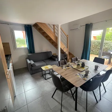 Дом отдыха Mini - Les Hameaux De Saint Cyprien Леччи