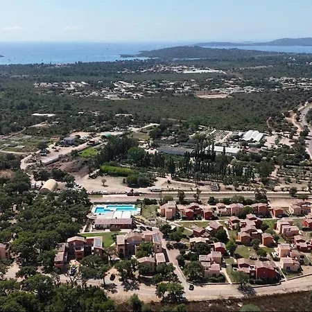 Dom wakacyjny Mini - Les Hameaux De Saint Cyprien Lecci